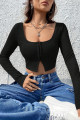 Kadın Siyah Uzun Kollu Agraflı Göğüs ve Göbek Dekolteli Crop Top Bluz Kadın Siyah Uzun Kollu Agraflı Göğüs ve Göbek Dekolteli Crop Top Bluz