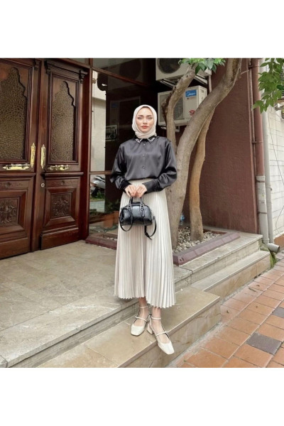 Tesettür Kadın Saten Görünümlü Piliseli Etek Tesettür Kadın Saten Görünümlü Piliseli Etek