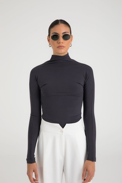 Soft Touch Yarım Boğazlı Bluz Füme