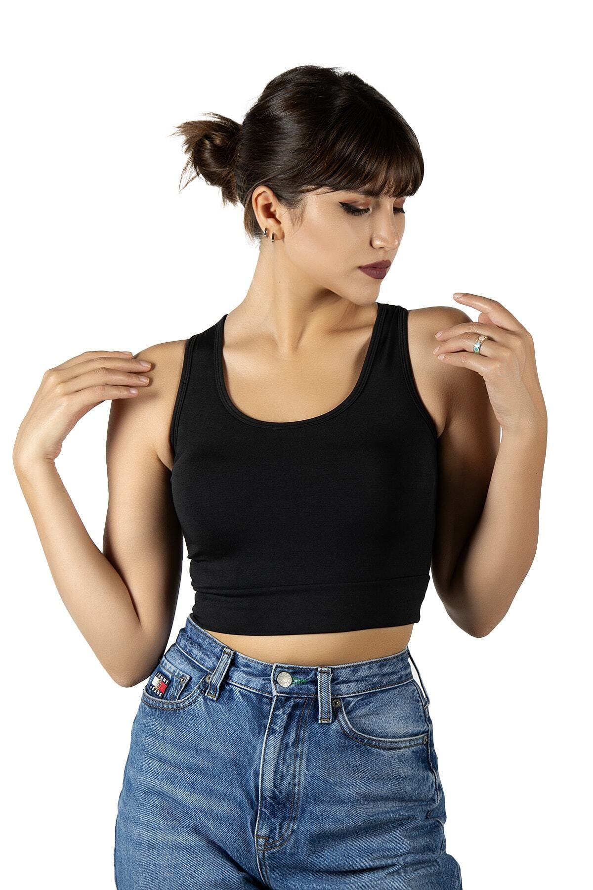 Siyah Sırt Detaylı Fitted/Vücuda Oturan Kare Yaka Spor Bluz Siyah Sırt Detaylı Fitted/Vücuda Oturan Kare Yaka Spor Bluz