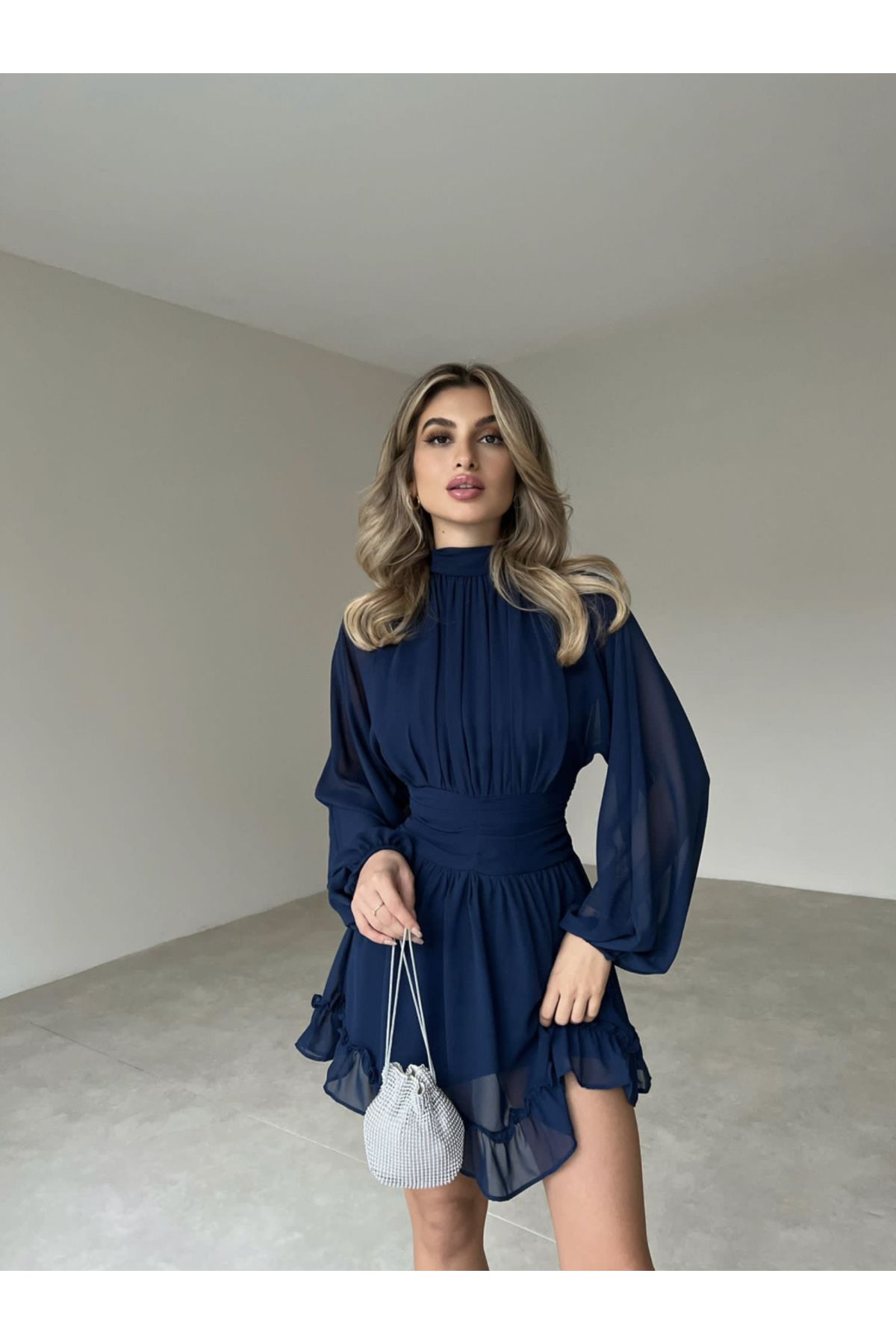 Lacivert Dik Yakalı Şifon Elbise Lacivert Dik Yakalı Şifon Elbise