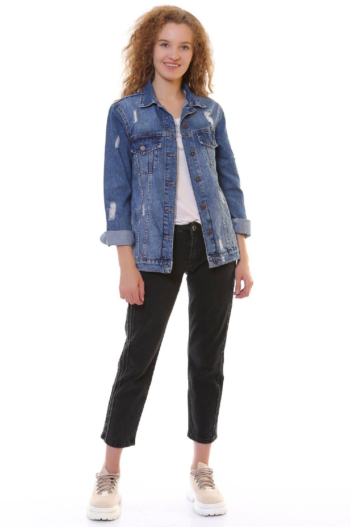 Lazer Yırtıklı ve Klasik Yakalı Uzun Kollu Cepli Klasik Kadın Kot Ceket Koyu Mavi Denim Dört Mevsim Lazer Yırtıklı ve Klasik Yakalı Uzun Kollu Cepli Klasik Kadın Kot Ceket Koyu Mavi Denim Dört Mevsim