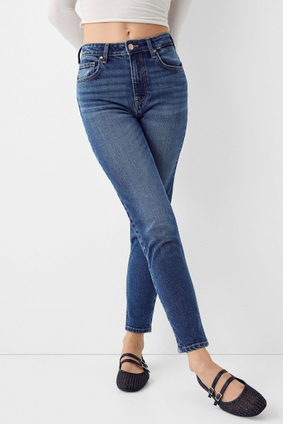 Slim Fit Comfort Mom Jean Slim Fit Comfort Mom Jean