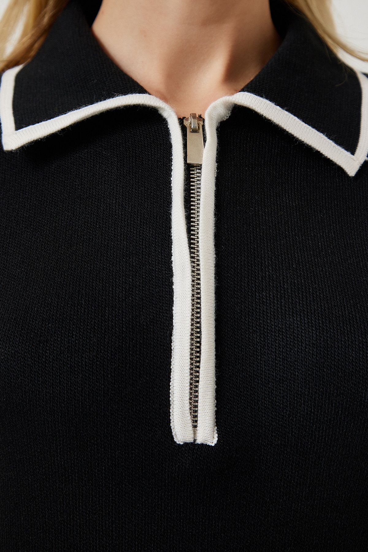 Kadın Siyah Fermuarlı Polo Yaka Triko Elbise DP00200 Kadın Siyah Fermuarlı Polo Yaka Triko Elbise DP00200