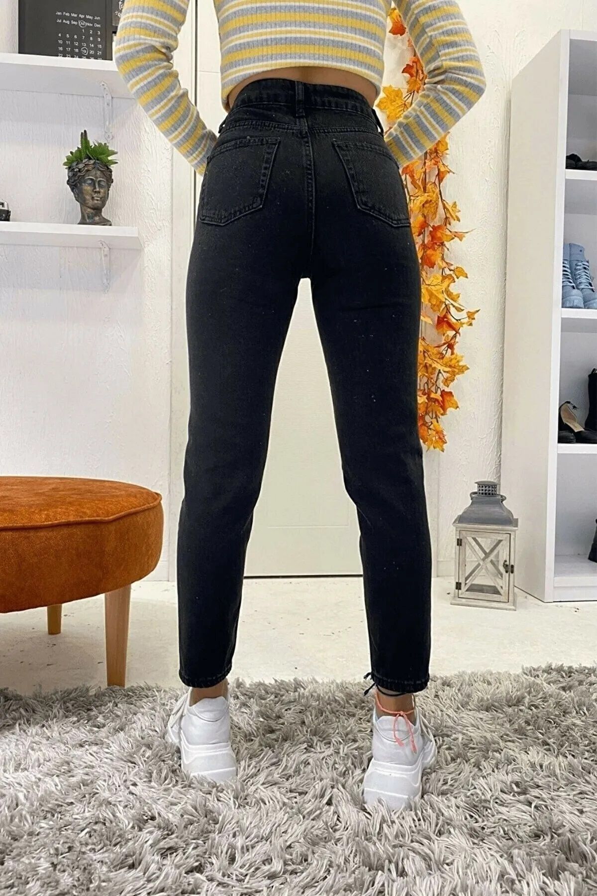 Mona Ramrod Siyah Mom Jeans Solmaz Trend Boyfriend Likralı Pantolon Mona Ramrod Siyah Mom Jeans Solmaz Trend Boyfriend Likralı Pantolon
