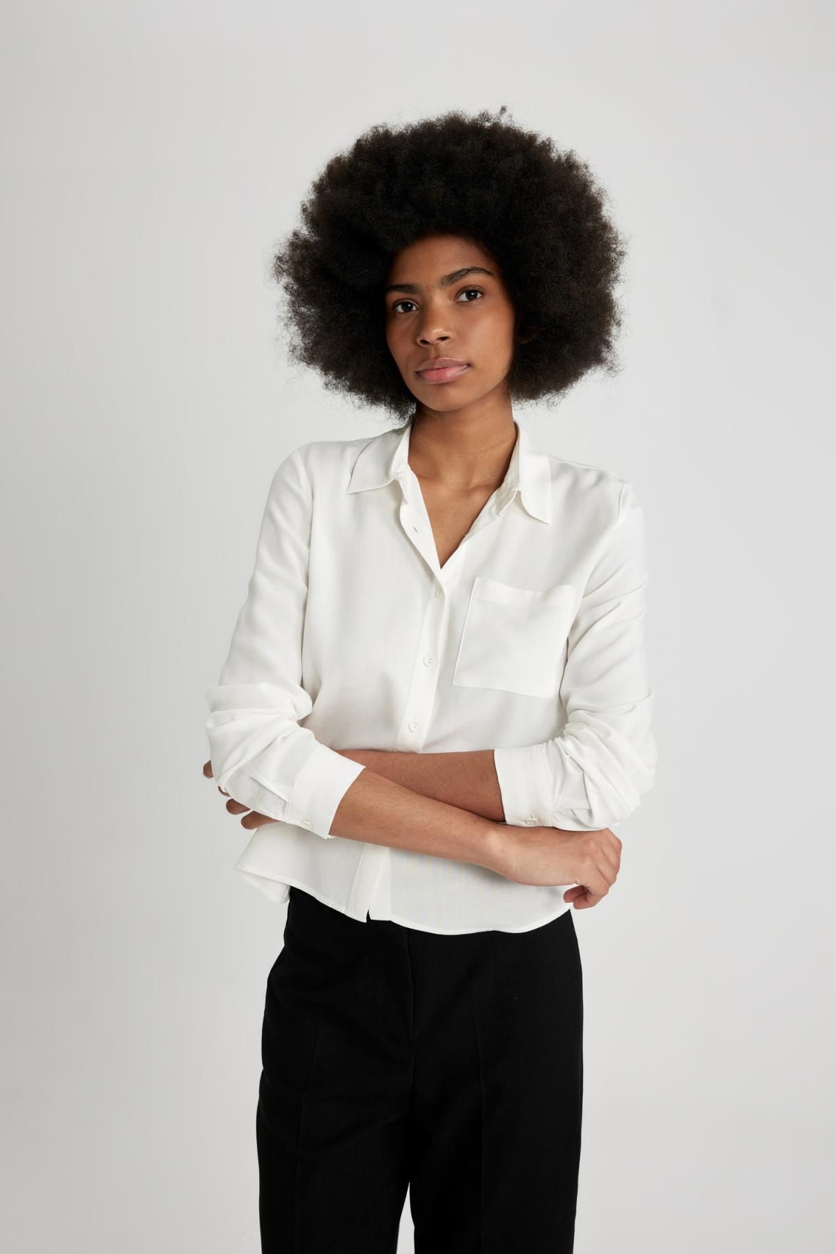 Regular Fit Basic Uzun Kollu Gömlek W3614az24sp Regular Fit Basic Uzun Kollu Gömlek W3614az24sp