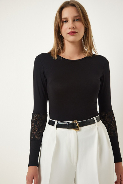 Kadın Siyah Dantelli Saran Örme Bluz EN00605