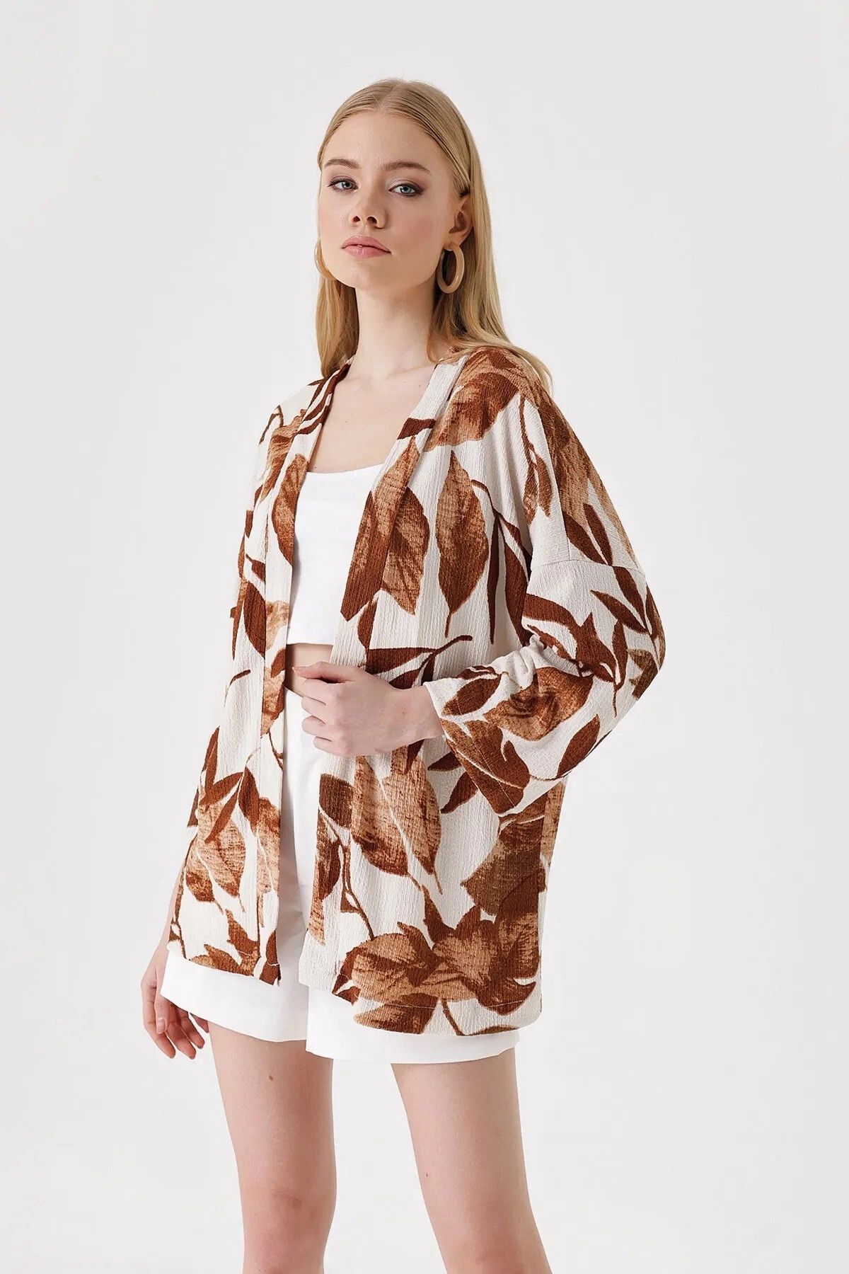 Kadın Yaprak Desenli Kiremit Önü Açık Katlı Yaka Dokulu Mevsimlik Ceket Hzl22s-bd158621