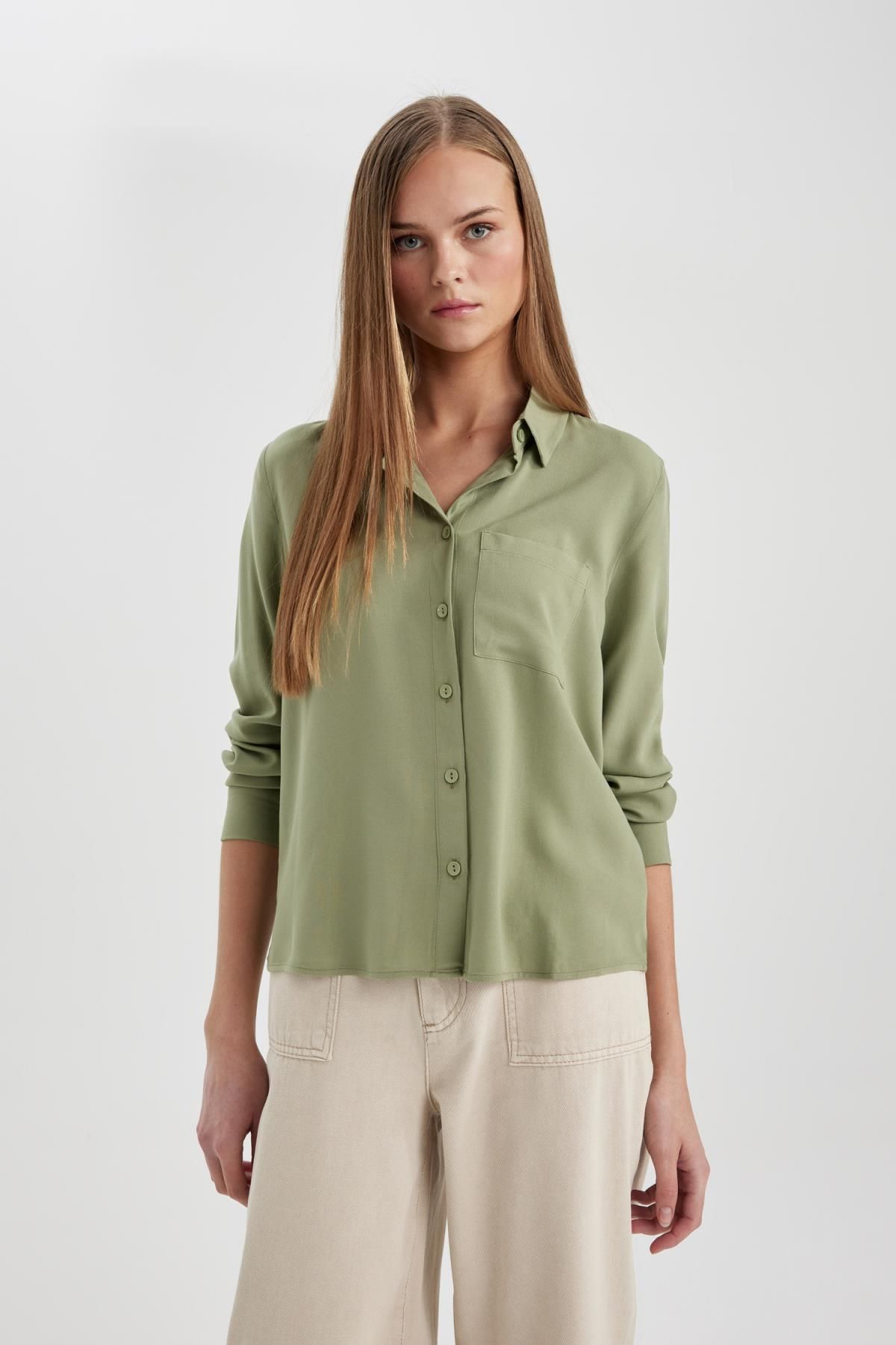 Regular Fit Uzun Kollu Basic Gömlek W3614az24sp Regular Fit Uzun Kollu Basic Gömlek W3614az24sp