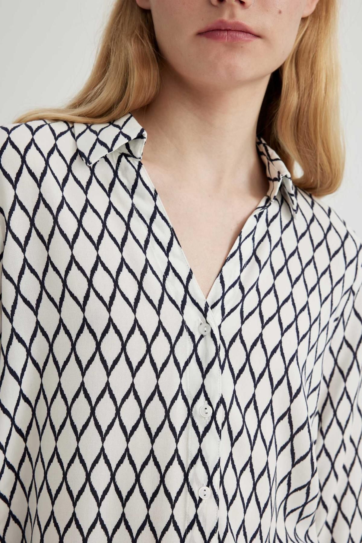 Regular Fit Uzun Kollu Desenli Gömlek K6402az24sp