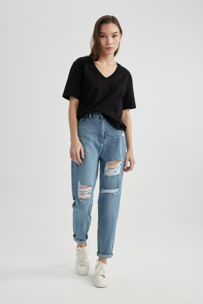 Regular Fit V Yaka Pamuklu Basic Kısa Kollu Tişört M9545az24sp Regular Fit V Yaka Pamuklu Basic Kısa Kollu Tişört M9545az24sp