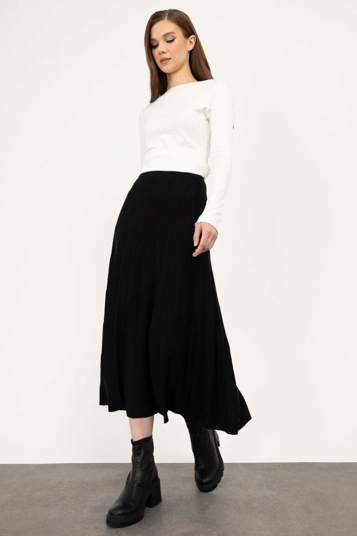 ON Pileli Maxi Boy Triko Etek