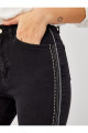 Yanları Şerit Detaylı Slım Fıt Jean Pantolon 68452 Yanları Şerit Detaylı Slım Fıt Jean Pantolon 68452