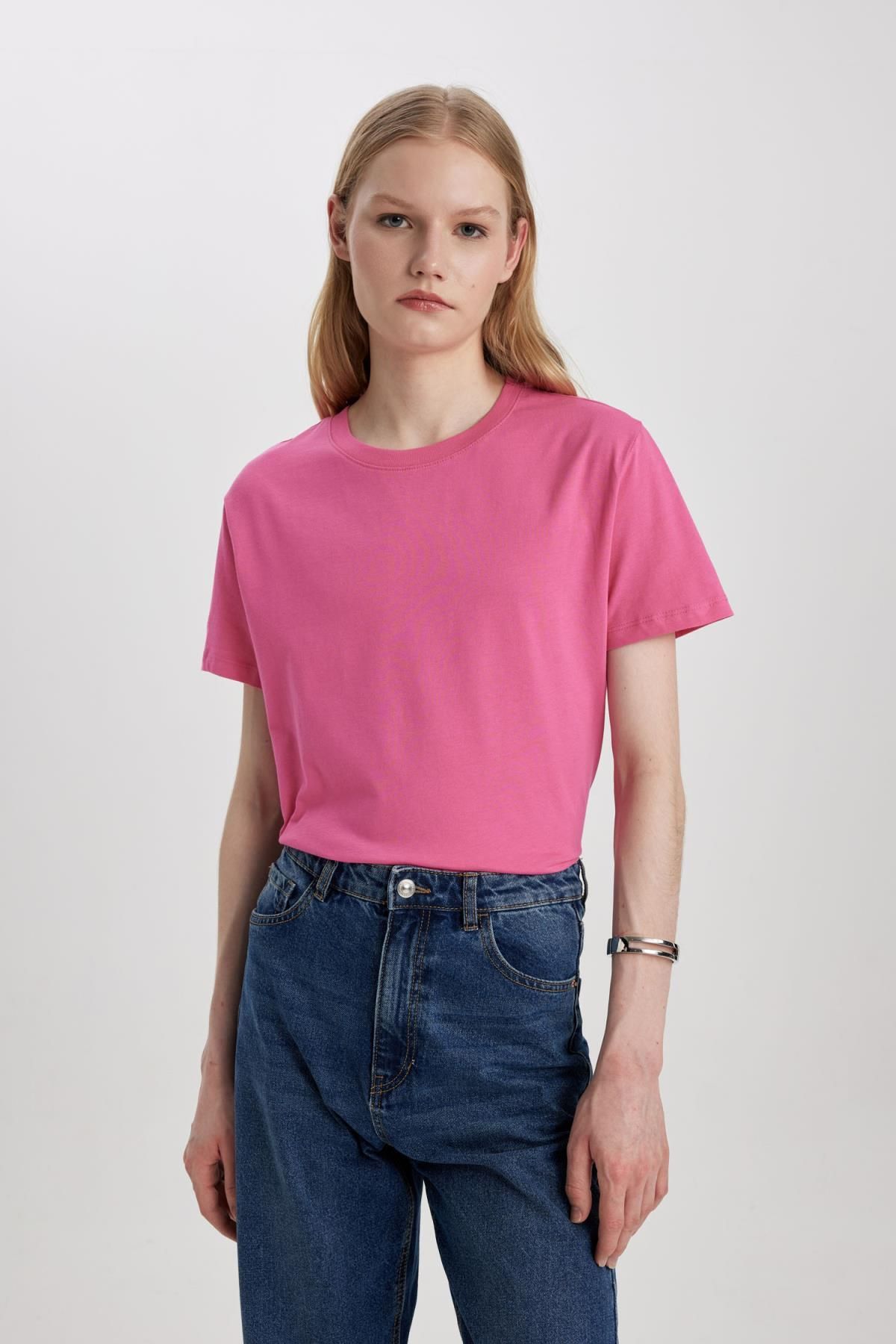 Regular Fit Bisiklet Yaka Penye Basic Kısa Kollu Tişört W9584az24sm Regular Fit Bisiklet Yaka Penye Basic Kısa Kollu Tişört W9584az24sm