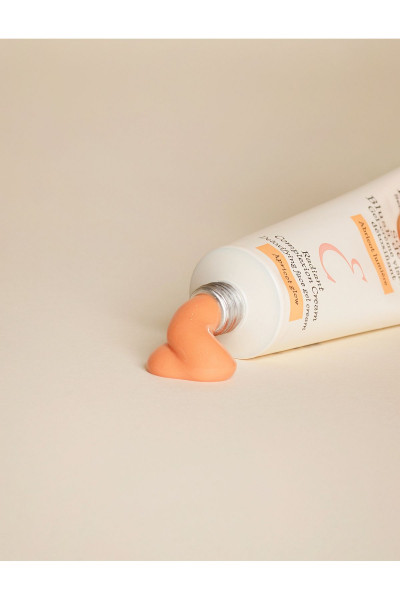 Apricot Glow Cream Apricot Glow Cream