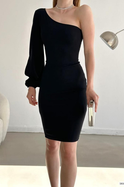 Siyah Ithal Krep Kumaş Tek Omuz Kol Detay Elbise Siyah Ithal Krep Kumaş Tek Omuz Kol Detay Elbise