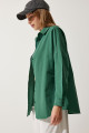 Kadın Zümrüt Yeşili Oversize Uzun Basic Gömlek 3900 DD00842
