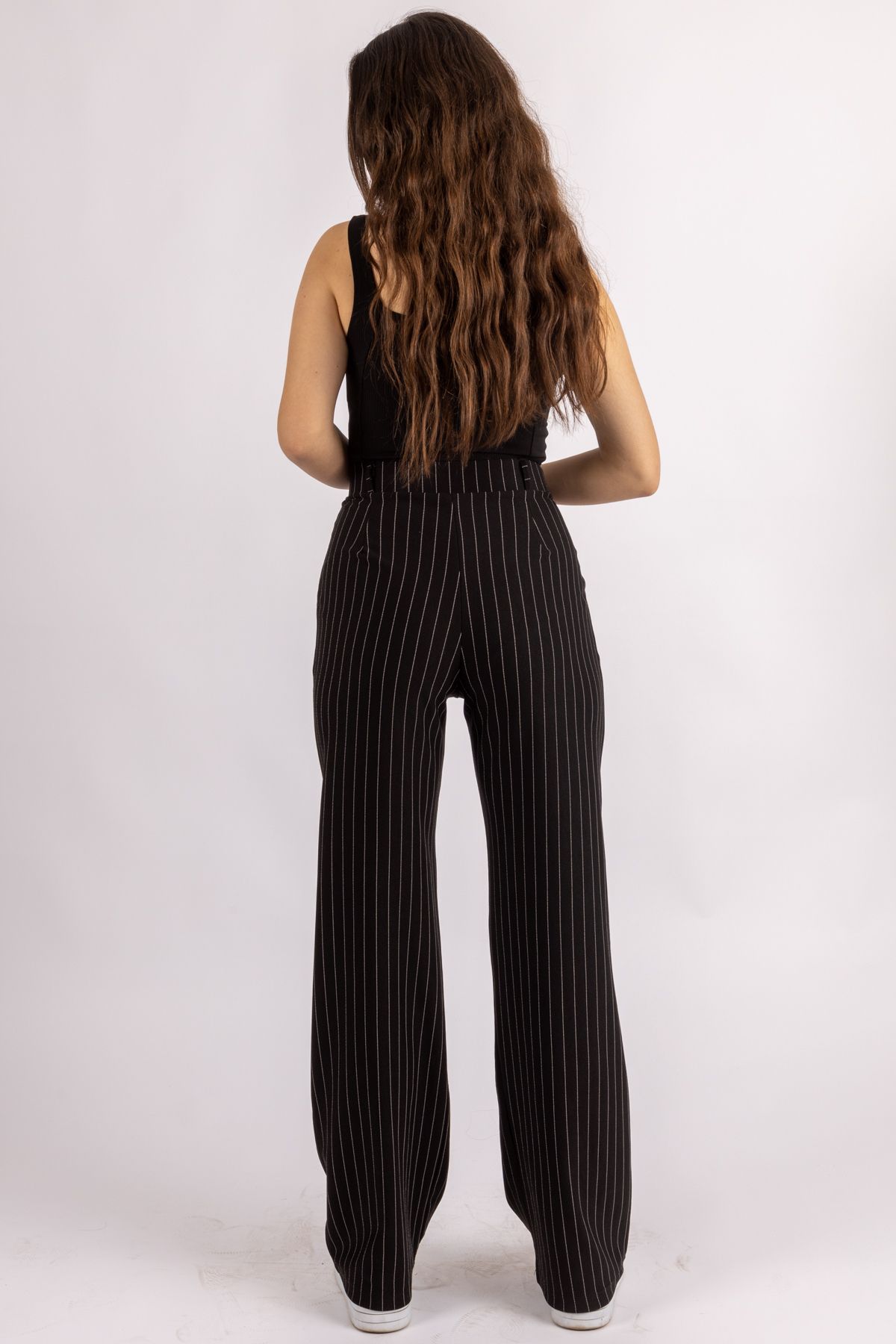 Palazzo Pantolon Oversize Kesim Dügmeli Cizgili Likrali Kadın Pantolon Palazzo Pantolon Oversize Kesim Dügmeli Cizgili Likrali Kadın Pantolon