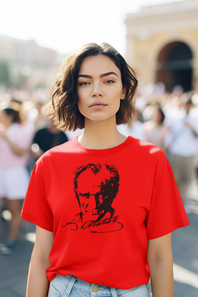 STIL-X ATATÜRK BASKILI BİSİKLET YAKA OVERSIZE %100 PAMUKLU KADIN TSHIRT STIL-X ATATÜRK BASKILI BİSİKLET YAKA OVERSIZE %100 PAMUKLU KADIN TSHIRT