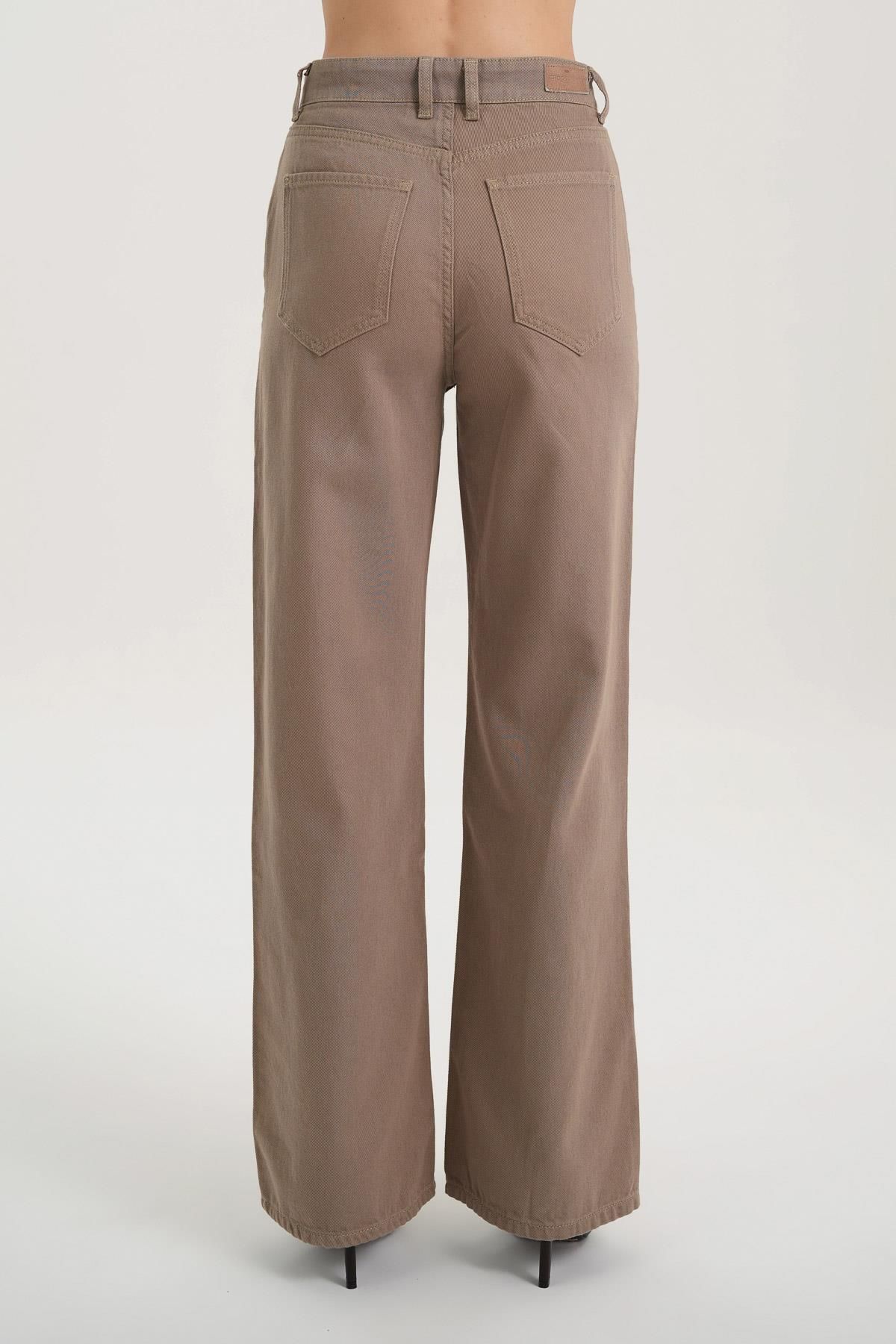 Weslie Koyu Taş Renk Yüksek Bel Fermuarlı Wideleg Fit Jean Pantalon C 4530-041