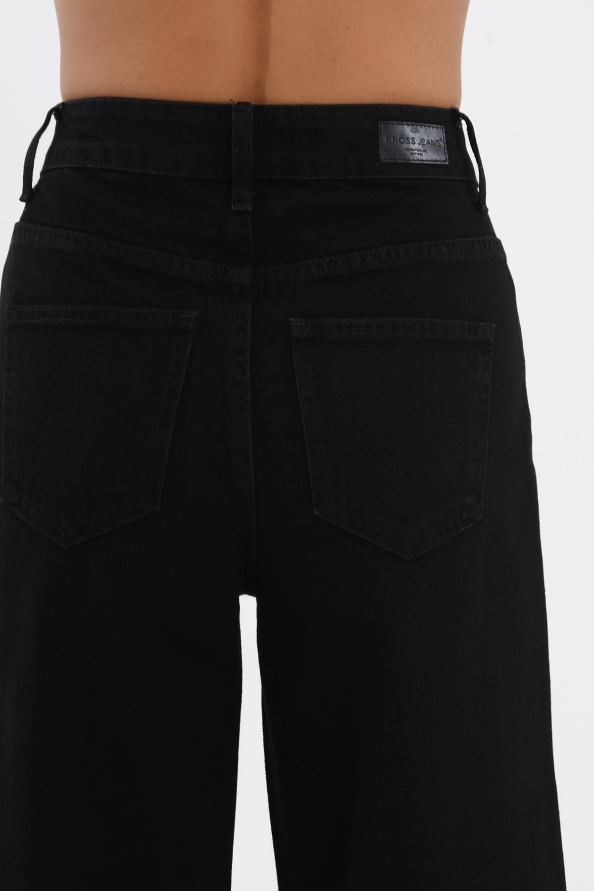 Weslie Siyah Yüksek Bel Fermuarlı Wideleg Fit Jean Pantolon C 4530-076 Weslie Siyah Yüksek Bel Fermuarlı Wideleg Fit Jean Pantolon C 4530-076