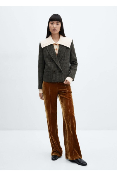 Yakası düğmeli örgü kazak Yakası düğmeli örgü kazak