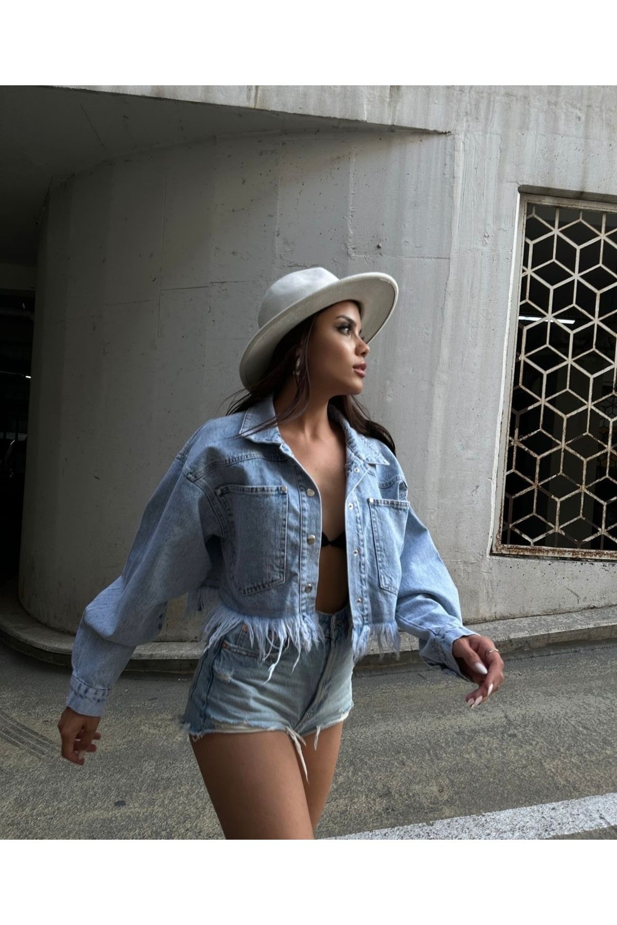Püsküllü Denim Kot Ceket Püsküllü Denim Kot Ceket