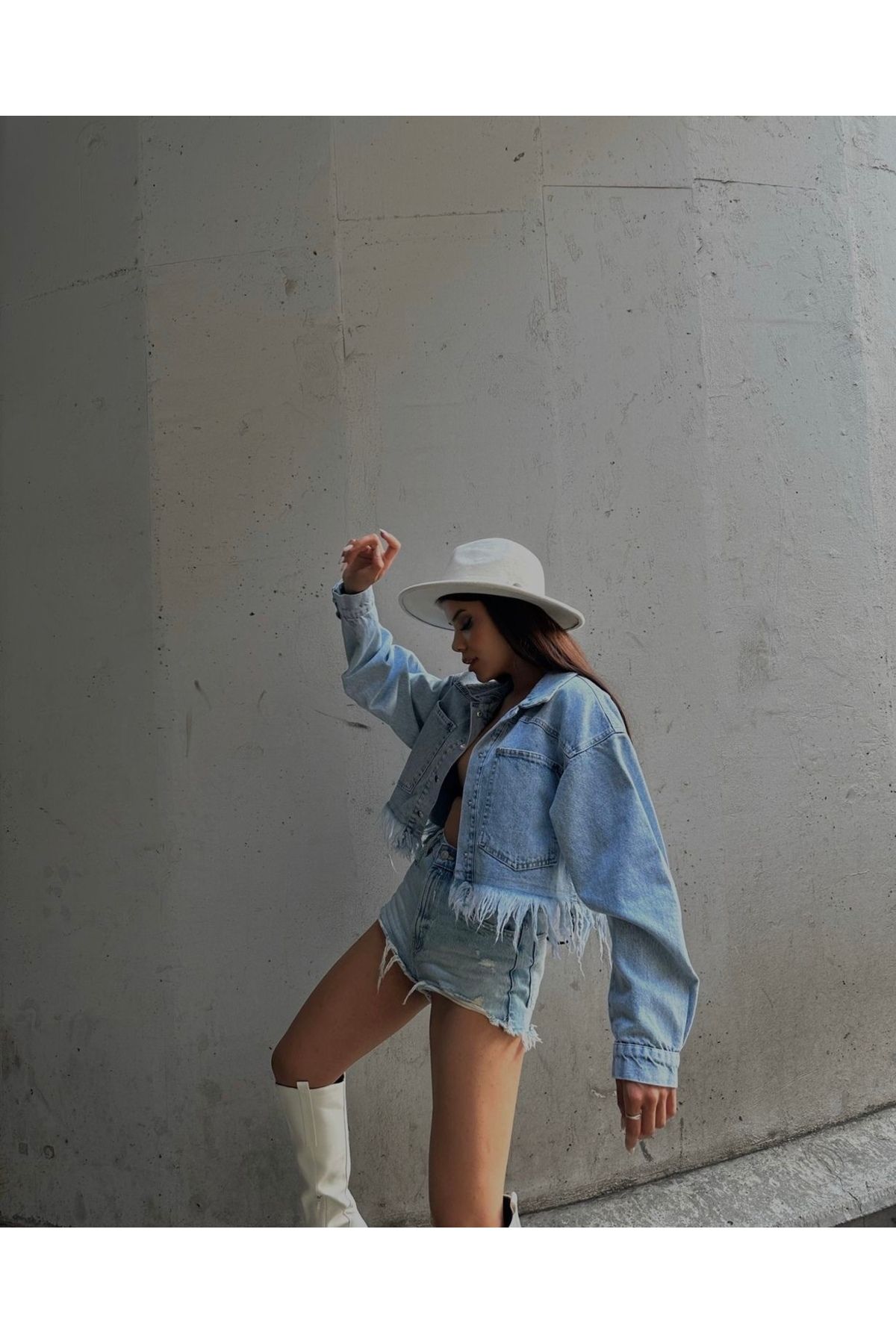Püsküllü Denim Kot Ceket Püsküllü Denim Kot Ceket