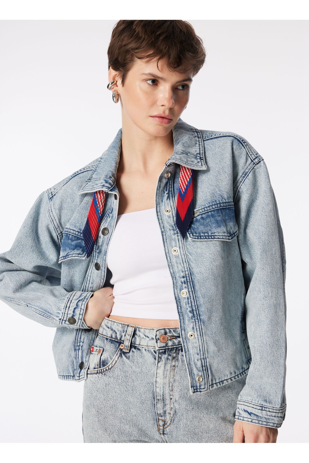 Mavi Kadın Denim Ceket 242 LCF 131002 CARY DENIM Mavi Kadın Denim Ceket 242 LCF 131002 CARY DENIM