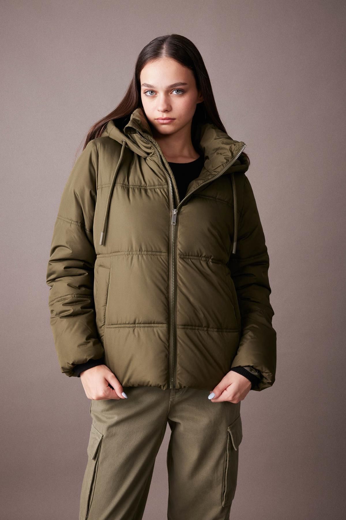Su Geçirmez Kapüşonlu Suni Kürklü Puffer Şişme Mont A0757ax23wn Su Geçirmez Kapüşonlu Suni Kürklü Puffer Şişme Mont A0757ax23wn