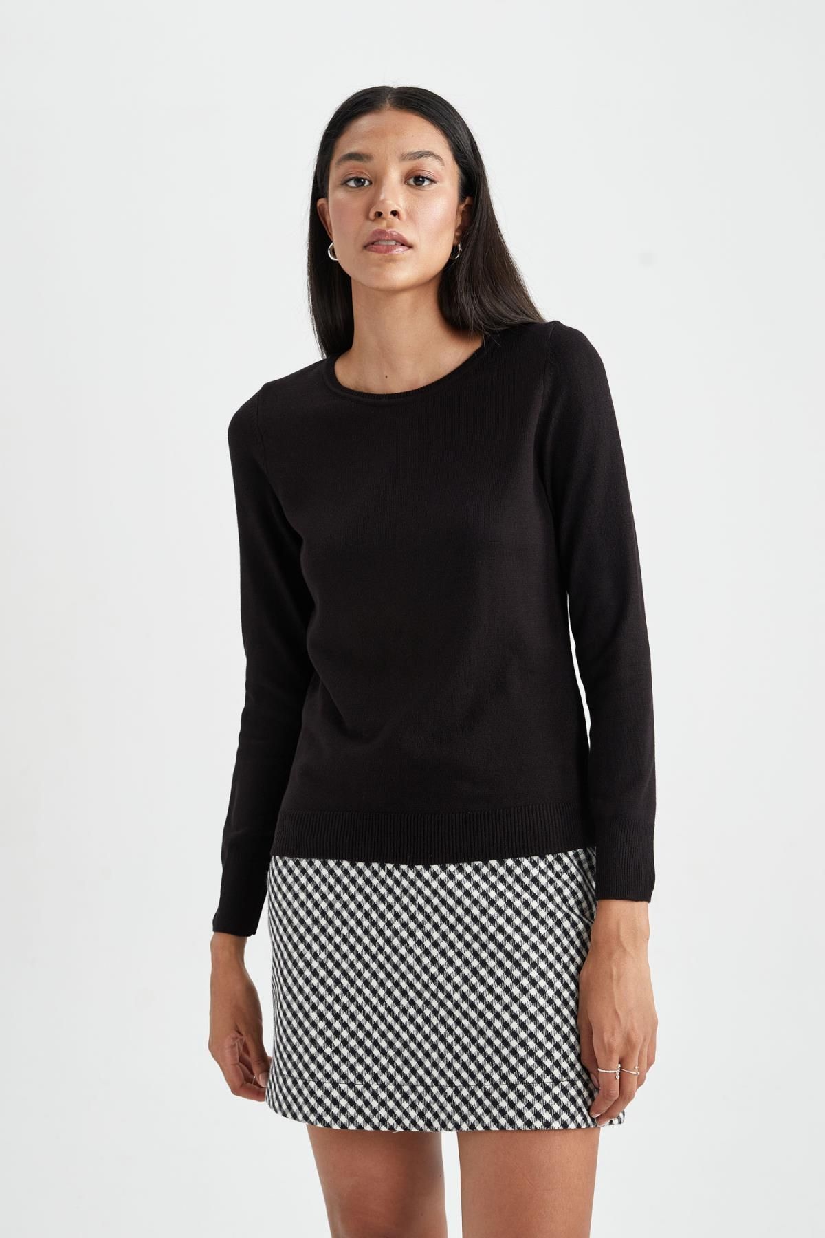 Regular Fit Bisiklet Yaka Basic Kazak F7091az23wn Regular Fit Bisiklet Yaka Basic Kazak F7091az23wn