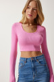 Kadın Pembe U Yaka Fitilli Crop Triko Bluz PF00068