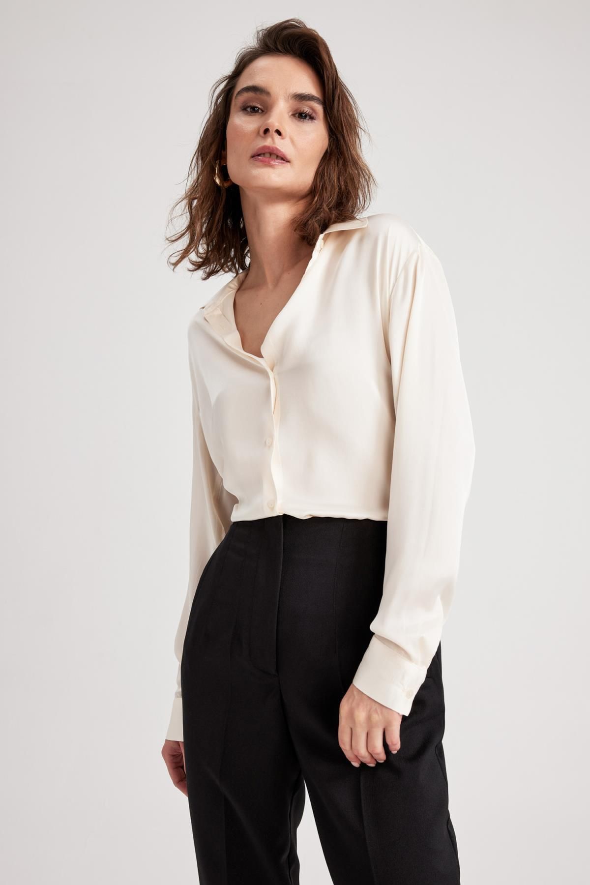 Regular Fit Basic Uzun Kollu Saten Gömlek Z2989az23sp Regular Fit Basic Uzun Kollu Saten Gömlek Z2989az23sp