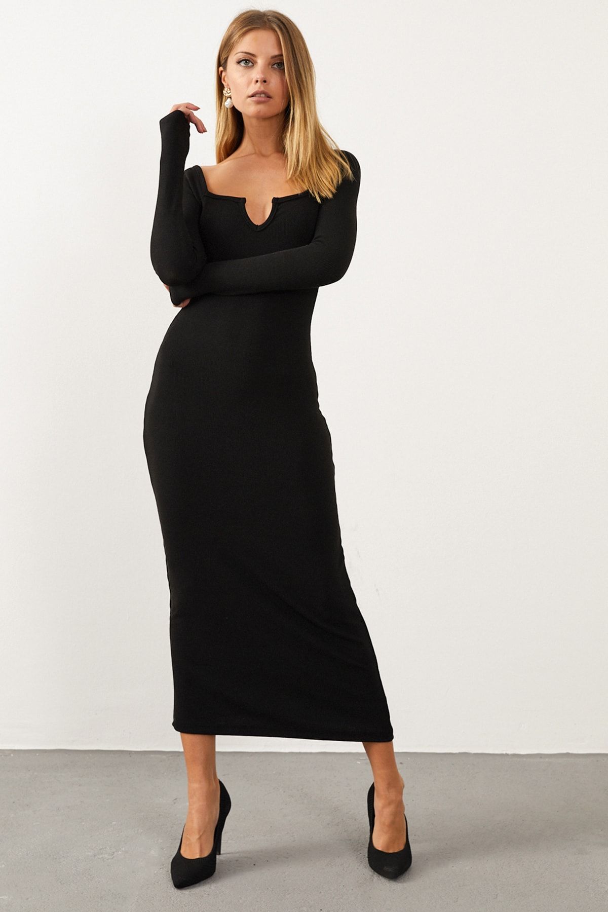 Kadın Siyah V Yaka Maxi Kaşkorse Elbise EY1086 Kadın Siyah V Yaka Maxi Kaşkorse Elbise EY1086