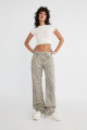 Straight Fit Leopar Desenli Pantolon Straight Fit Leopar Desenli Pantolon