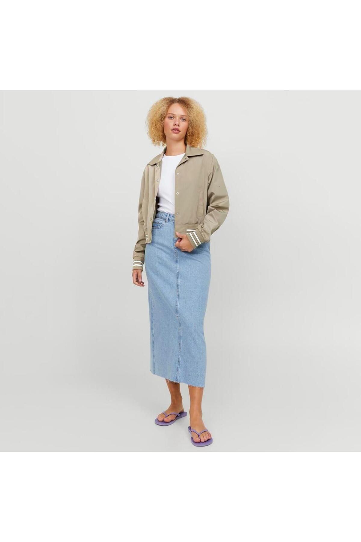 Varsity Kadın Bej Ceket (12248534-CORN) Varsity Kadın Bej Ceket (12248534-CORN)