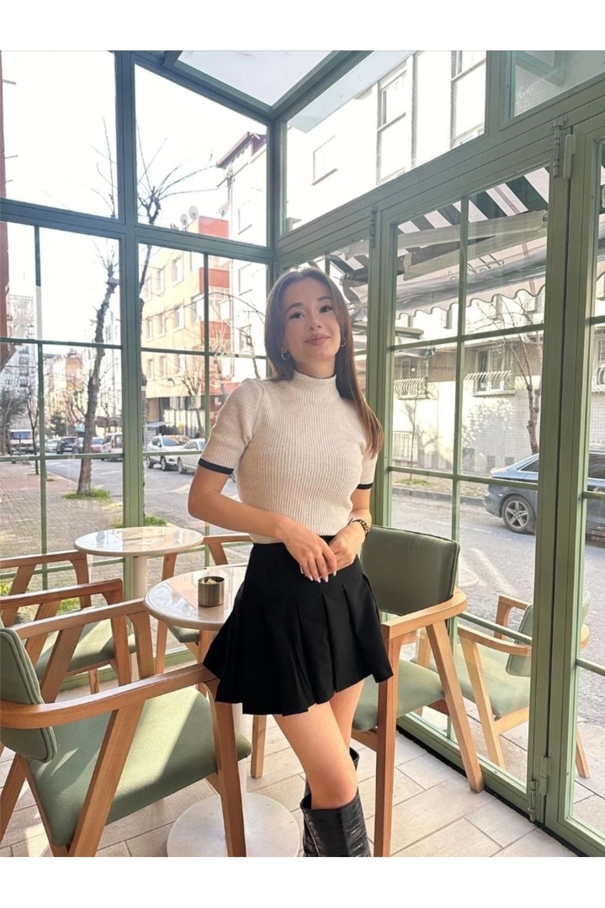 Kısa Kollu Triko Bluz Yarım Balıkçı Yaka Mevsimlik Kurtarıcı Parça