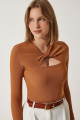 Kadın Taba Cut Out Detaylı Fitilli Örme Bluz SF00005 Kadın Taba Cut Out Detaylı Fitilli Örme Bluz SF00005