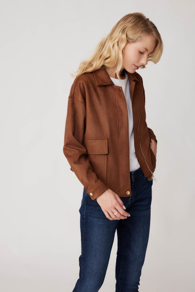 Kapak Cepli Fermuarlı Süet Ceket Kapak Cepli Fermuarlı Süet Ceket