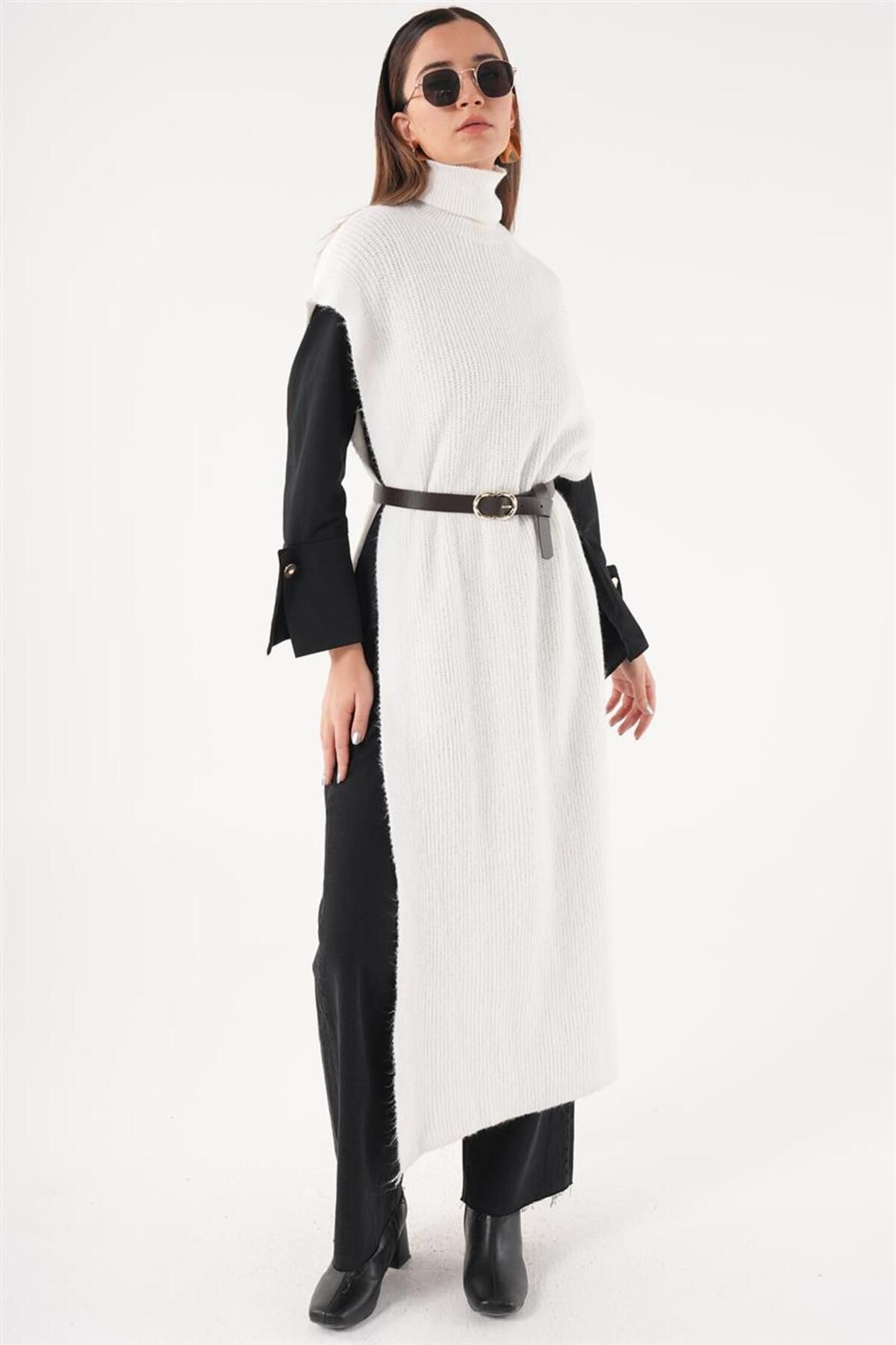 Yanı Yırtmaçlı Triko Tunik-Krem 22F1SD001-195 Yanı Yırtmaçlı Triko Tunik-Krem 22F1SD001-195