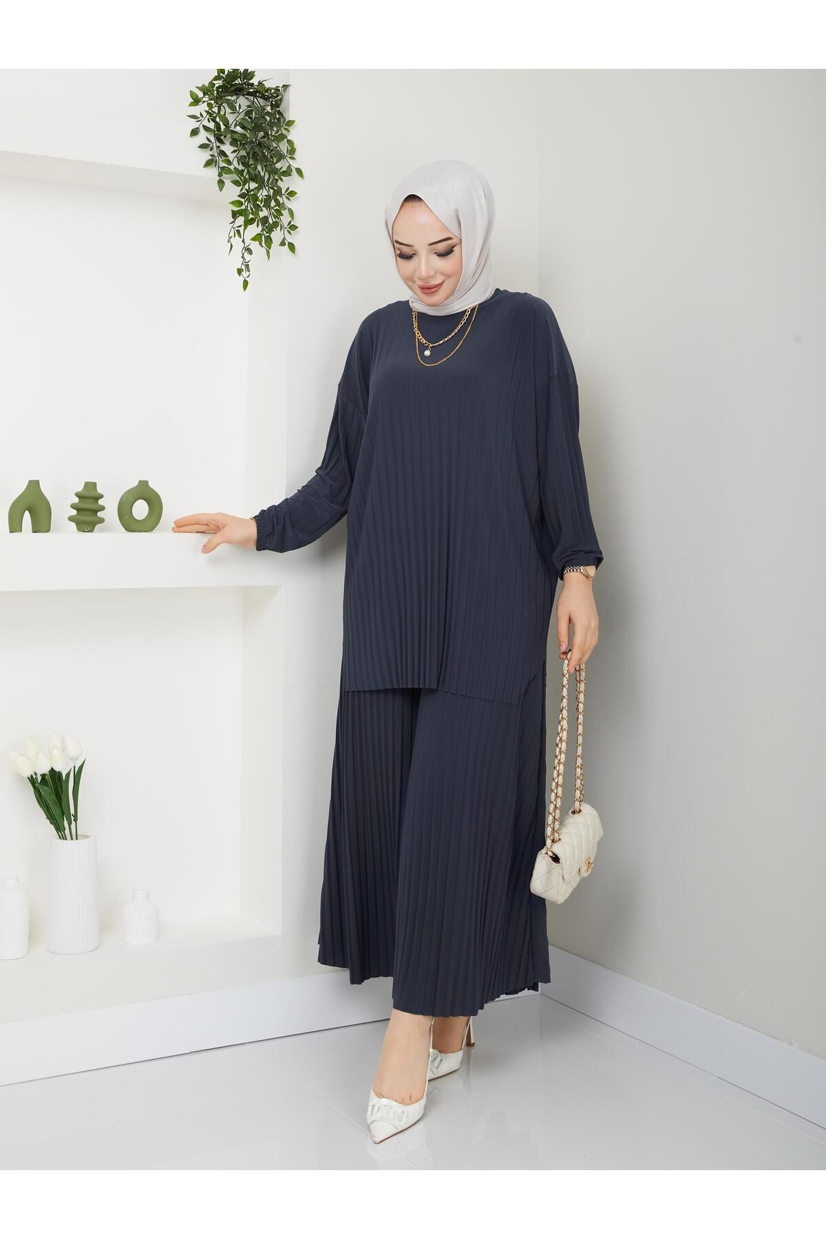 Yeni Sezon Çok Rahat Şık Etek Görünümlü Pantolon Tunik Ela Takım ??