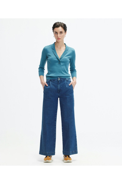 V Yaka Nakış Detaylı Triko V Yaka Nakış Detaylı Triko