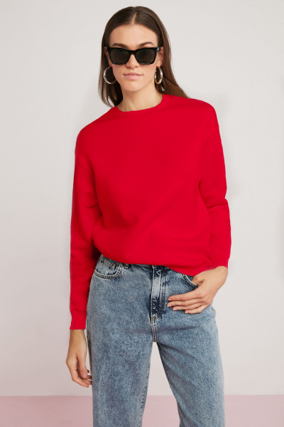 Vaneltına Kadın Içi Polarlı 3 Iplik Organik Pamuk Oversize Basic Bisiklet Yaka Kırmızı Sweatshirt Vaneltına Kadın Içi Polarlı 3 Iplik Organik Pamuk Oversize Basic Bisiklet Yaka Kırmızı Sweatshirt