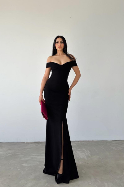 Siyah Krep Kumaş Kısa Kollu Kayık Yaka Yırtmaç Detay Maxi Boy Abiye Elbise Siyah Krep Kumaş Kısa Kollu Kayık Yaka Yırtmaç Detay Maxi Boy Abiye Elbise