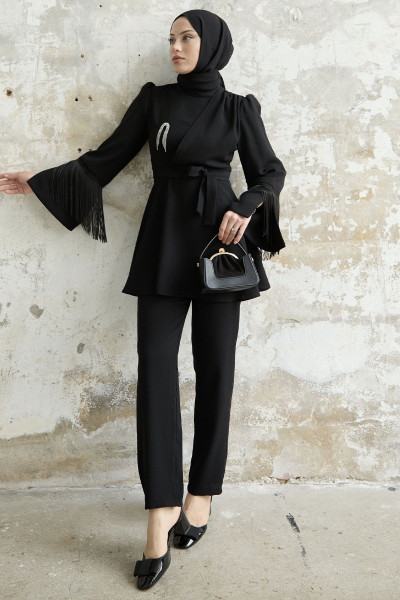 Püsküllü Kol Taşlı Krep Takım - Siyah