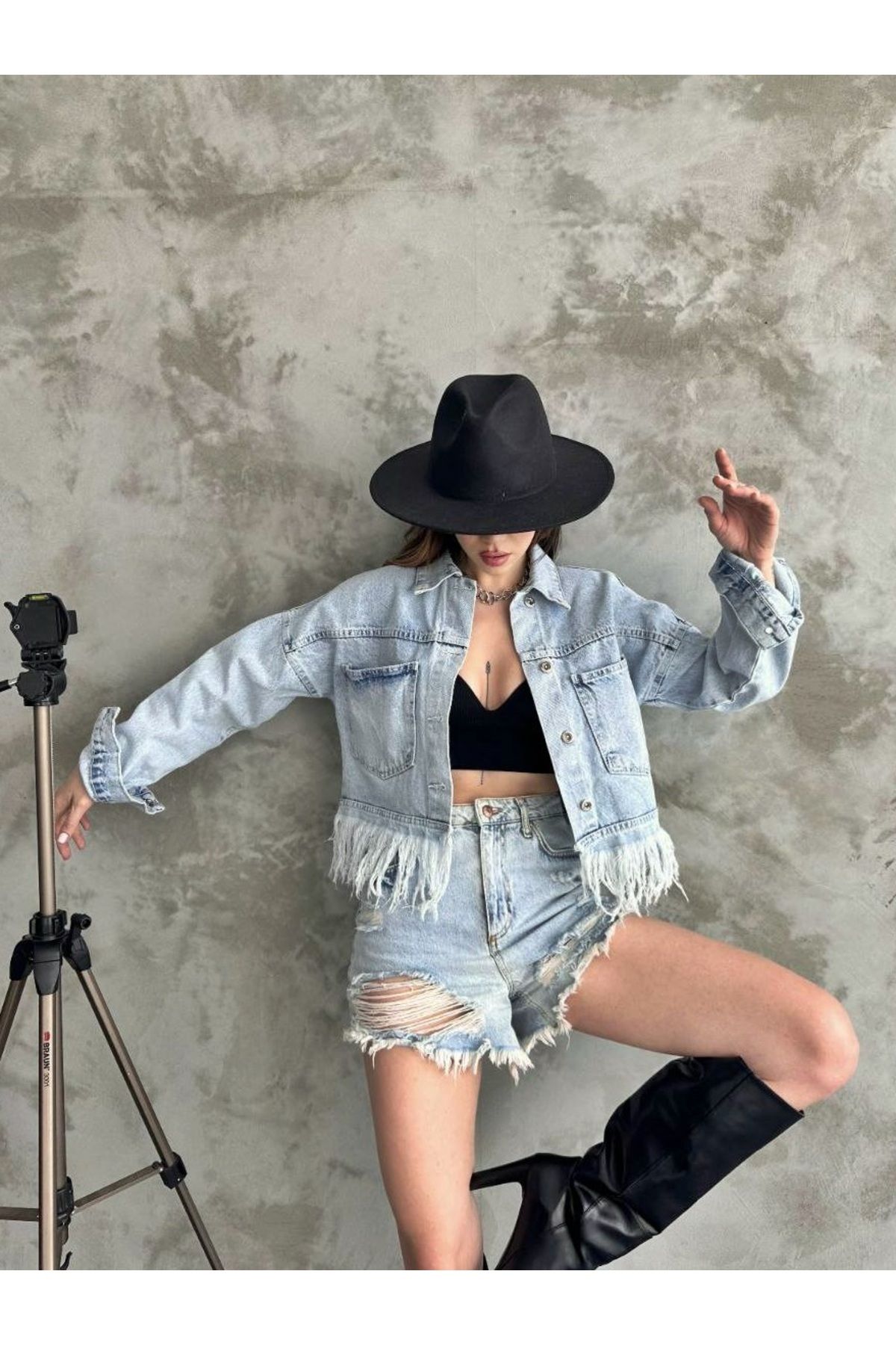 Kadın Püskül Detaylı Denim Ceket Kadın Püskül Detaylı Denim Ceket