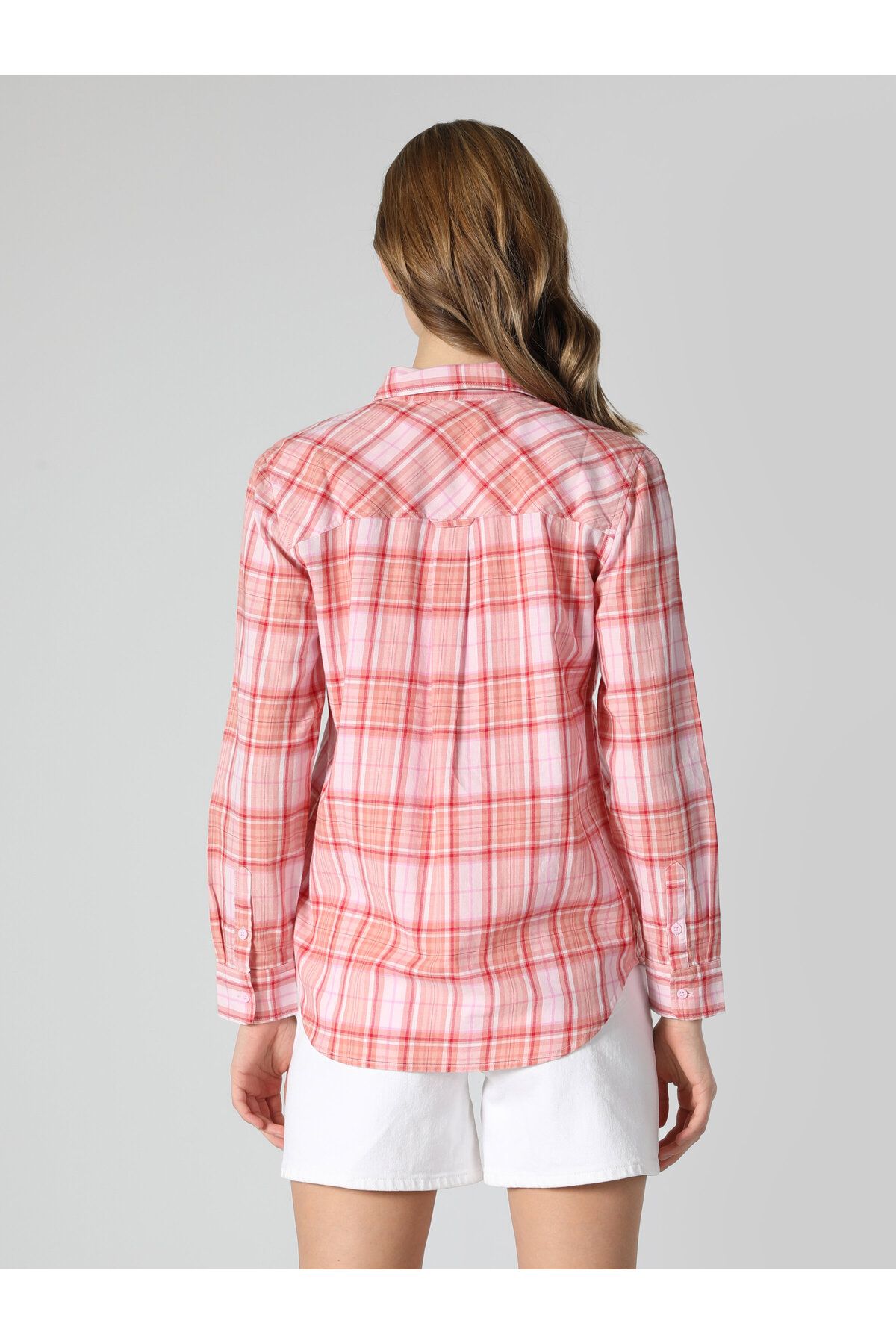 Regular Fit Kareli Pembe Kadın Uzun Kol Gömlek Cl1061880 Regular Fit Kareli Pembe Kadın Uzun Kol Gömlek Cl1061880