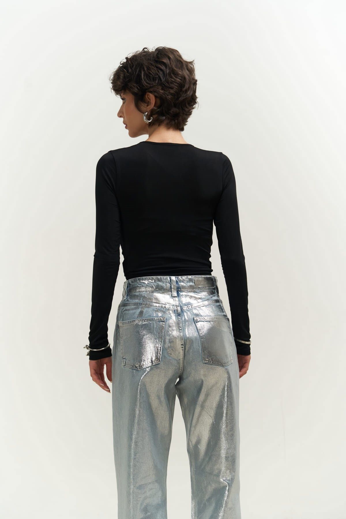 Mai Collection Mira Büzgü Detay Siyah Uzun Kollu Bluz Mai Collection Mira Büzgü Detay Siyah Uzun Kollu Bluz