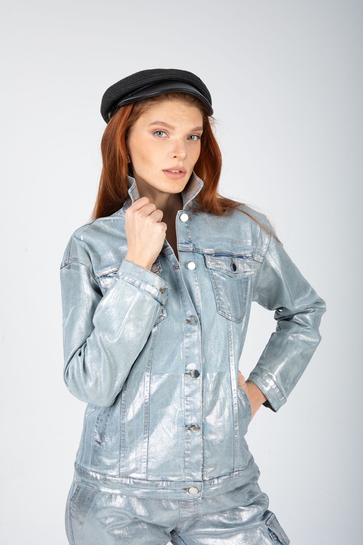 Varak baskılı denim ceket Varak baskılı denim ceket