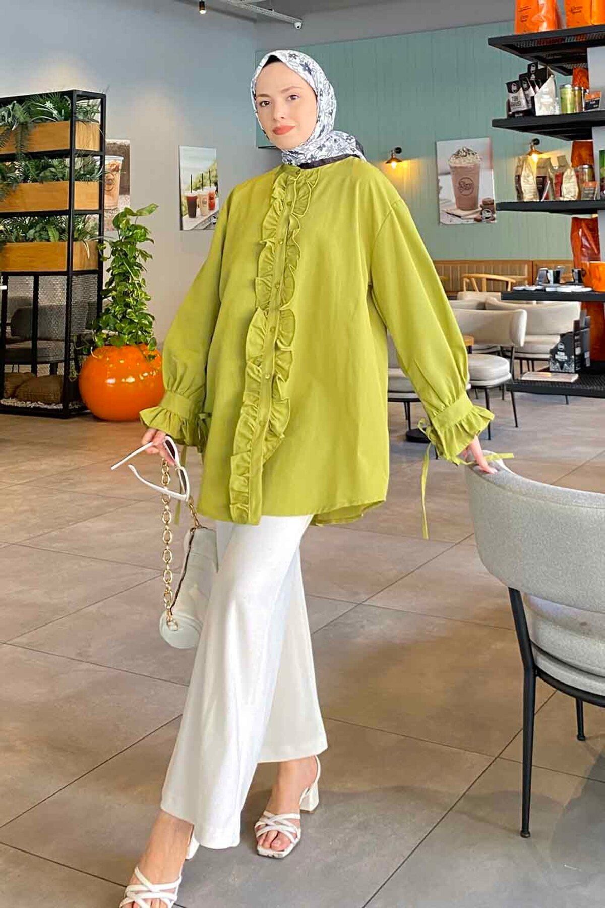Oversize Flores Fırfırlı Tunik Oversize Flores Fırfırlı Tunik